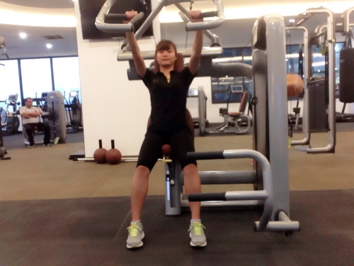 Giảm cân hiệu quả nhờ tập gym dành cho nữ: Bài tập Tay - Ngực - Ảnh 1