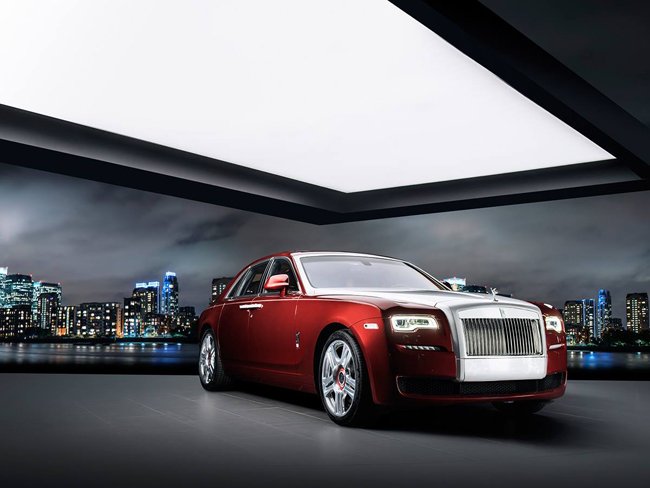 ngam rolls-royce ghost red diamond dinh 41 vien kim cuong hinh anh 2