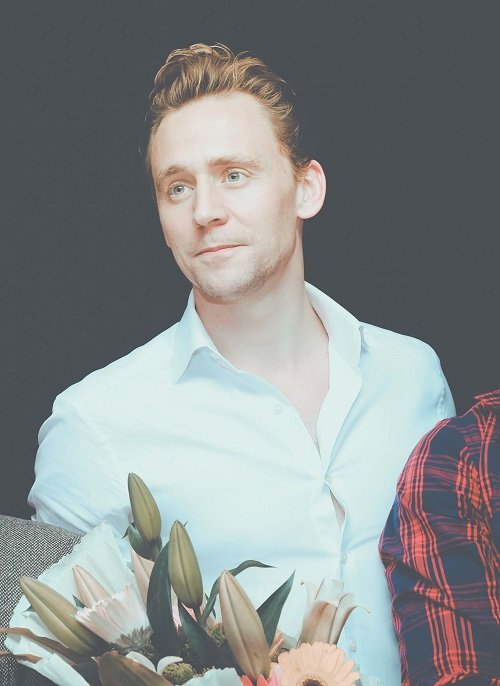 "loki" tom hiddleston: "khong con hoi tiec voi viet nam" hinh anh 2