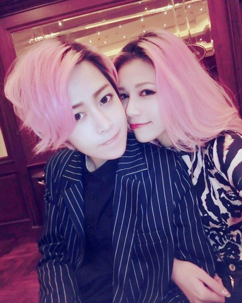 Ngắm cặp đôi đồng tính nữ hot nhất Đài Loan - 11