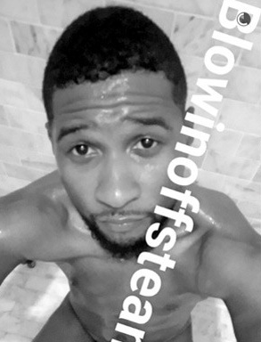 Usher gây sốc khi đăng ảnh khỏa thân khoe vùng kín - Ảnh 1.