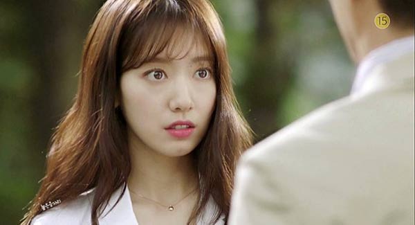 Park Shin Hye suýt dùng nắm đấm với Kim Rae Won