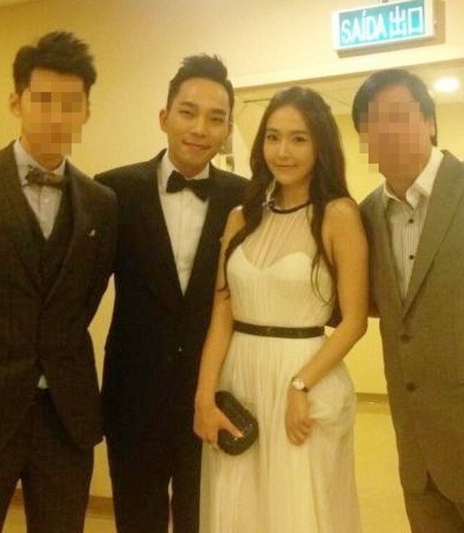 Tuyên bố hẹn hò cùng đại gia Tyler Kwon, Jessica Jung bị netizen mắng bỏ bạn theo trai - Ảnh 2.