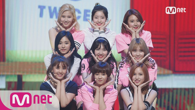 TWICE: Người kế vị xứng đáng của SNSD - Ảnh 1.