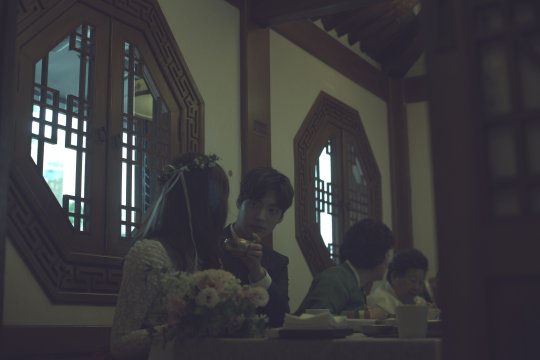 Rò rỉ hình ảnh hiếm hoi bên trong đám cưới của Goo Hye Sun - Ahn Jae Hyun - Ảnh 5.