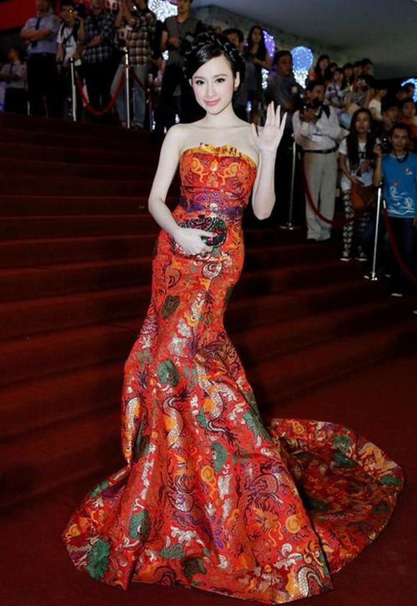 Angela Phương Trinh: Đệ nhất khoản chặt chém váy áo trên thảm đỏ - Ảnh 4.