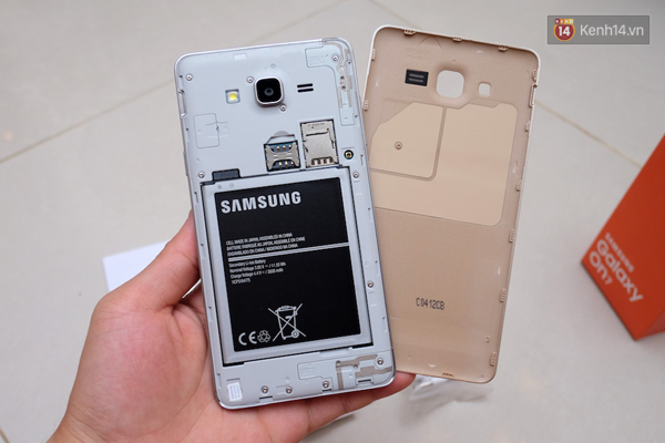 Giá chưa đến 4 triệu nhưng smartphone mới này của Samsung dường như chẳng có đối thủ - Ảnh 8.