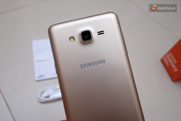 Giá chưa đến 4 triệu nhưng smartphone mới này của Samsung dường như chẳng có đối thủ - Ảnh 9.