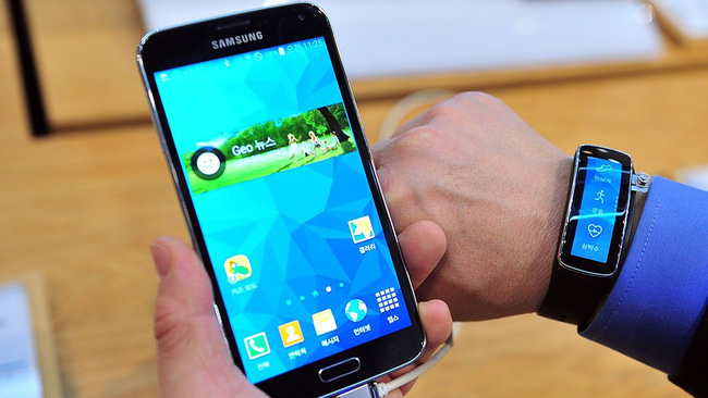 Khảo sát cho thấy điện thoại Samsung khiến người dùng sướng hơn iPhone - Ảnh 1.