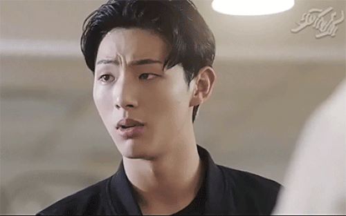 Kim Ji Soo: Chàng trai có phận đời “lên voi xuống chó” nhất phim “Doctors” - Ảnh 13.