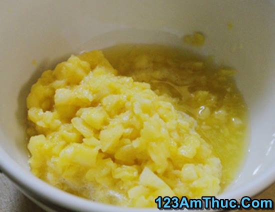 Cách làm nước mắm chay ngon đậm đà từ trái thơm tươi phần 3