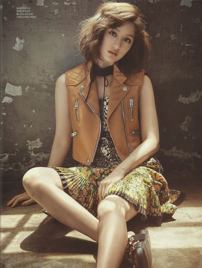Park Shin Hye đẹp ma mị với suối tóc dài không tưởng, Shin Min Ah sành điệu trên tạp chí - Ảnh 15.