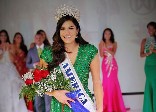 Sau 2 lần làm Á hậu, cô gái kiên trì này cuối cùng cũng thắng cuộc thi Miss World America - Ảnh 1.