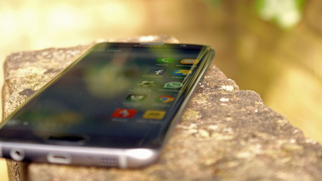 Chân dung siêu phẩm Samsung sẽ đè bẹp iPhone 7 Plus - Ảnh 3.