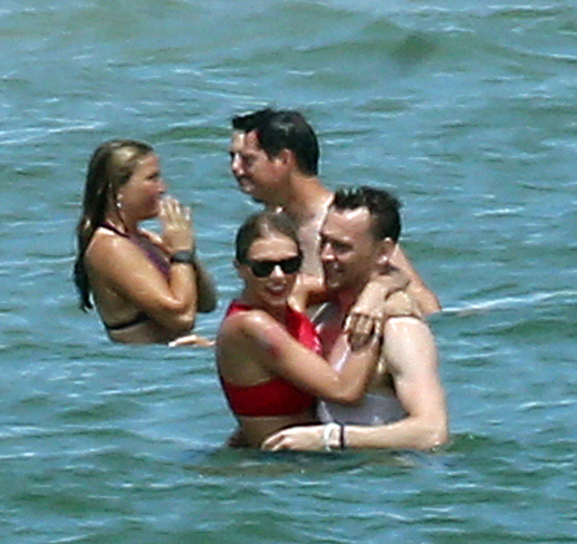 Taylor Swift và Tom Hiddleston ôm nhau tắm biển mặc nghi vấn diễn kịch - Ảnh 6.