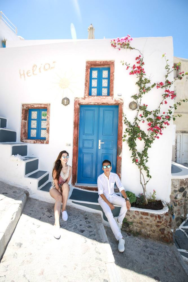 Không thể không muốn xách ba lô lên và đi tới những ngôi nhà trắng ở Santorini khi xem xong album này! - Ảnh 27.