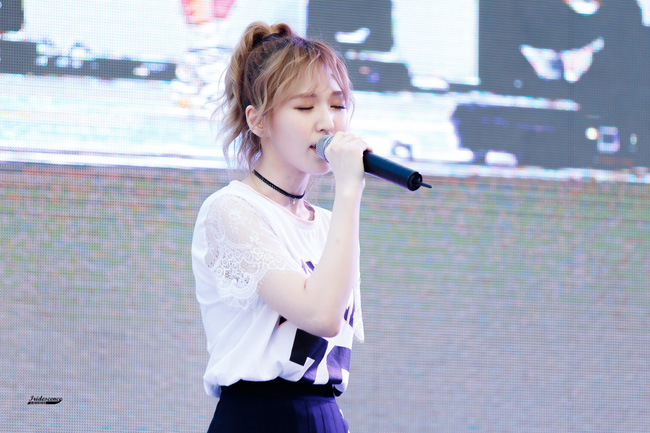 Wendy (Red Velvet) xinh đẹp và thon thả bất ngờ khiến fan phát cuồng - Ảnh 8.