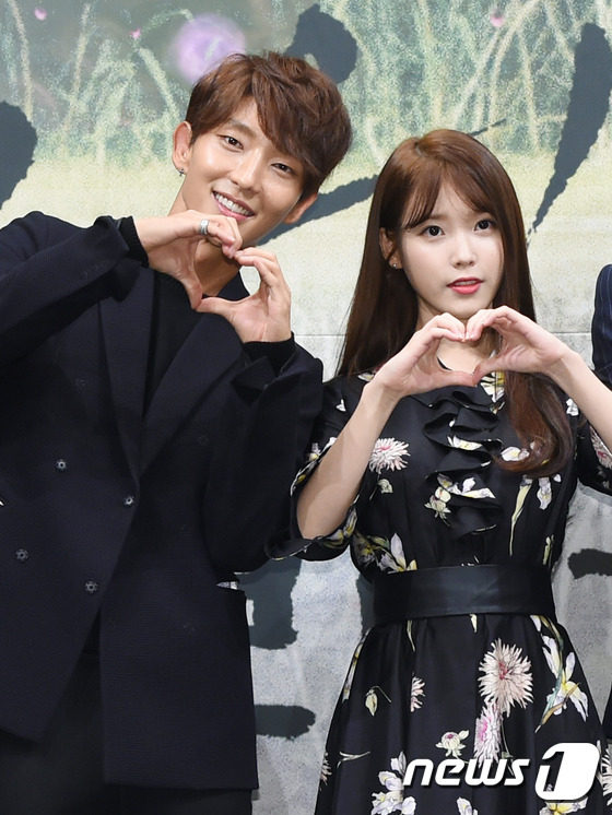 Lee Jun Ki gầy gò kém sắc, IU và Seohyun được vây quanh bởi dàn mỹ nam xứ Hàn trong sự kiện - Ảnh 6.