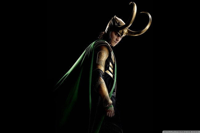 Hé lộ hình ảnh đầu tiên về trai đẹp quốc dân Loki trong Thor: Ragnarok - Ảnh 3.