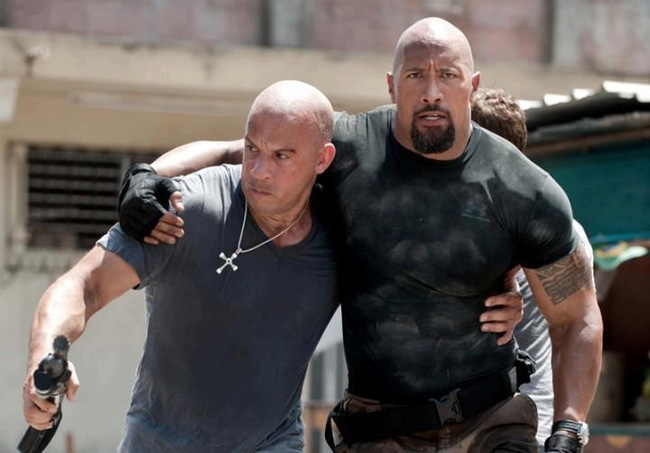 Hollywood bùng nổ trận cãi nhau mới giữa hai siêu sao phim Fast & Furious - Ảnh 2.