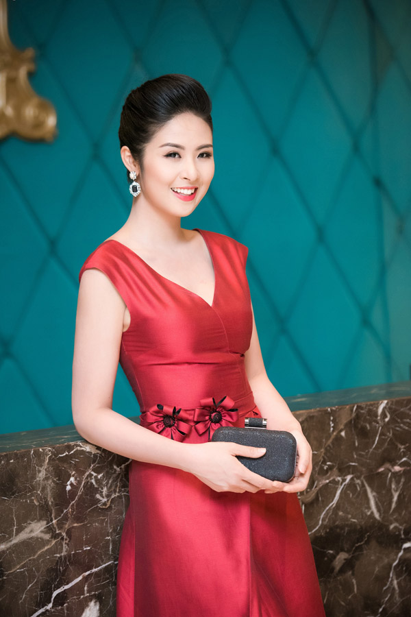 Hoa hậu Việt Nam 2016: Hoa hậu hiếm hoi không phụ thuộc hàng hiệu - 5