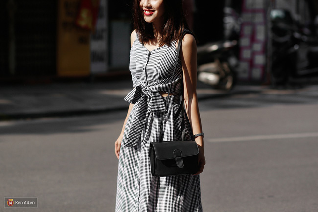 Street style 2 miền: Khi phong cách nữ tính, yểu điệu so kè với nghịch ngợm, phóng khoáng - Ảnh 4.