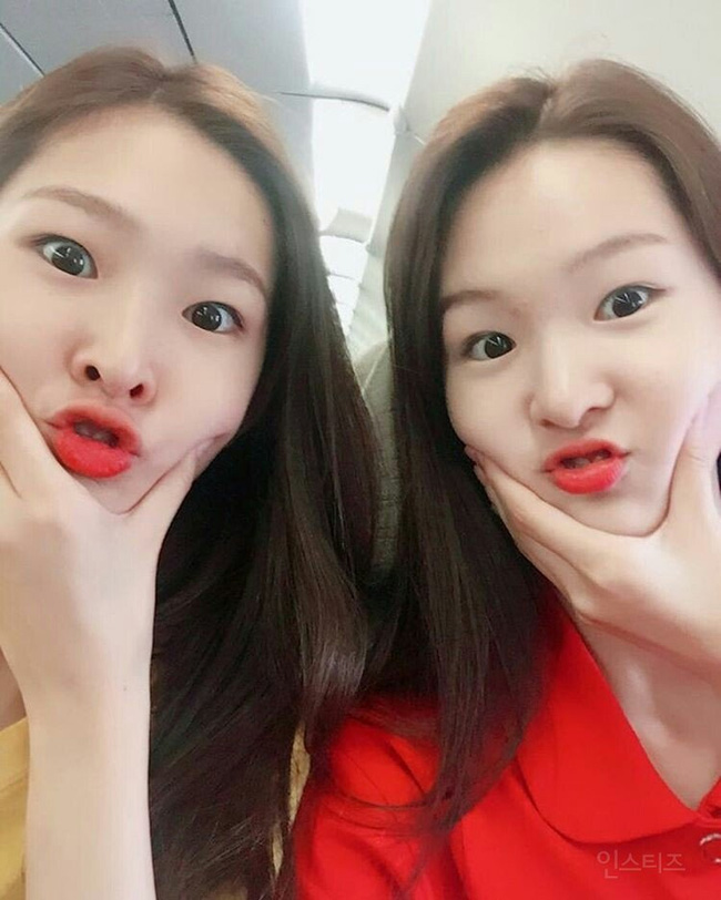 Cặp mẫu sinh đôi nhà YG khiến netizen đảo điên vì quá đẹp! - Ảnh 18.
