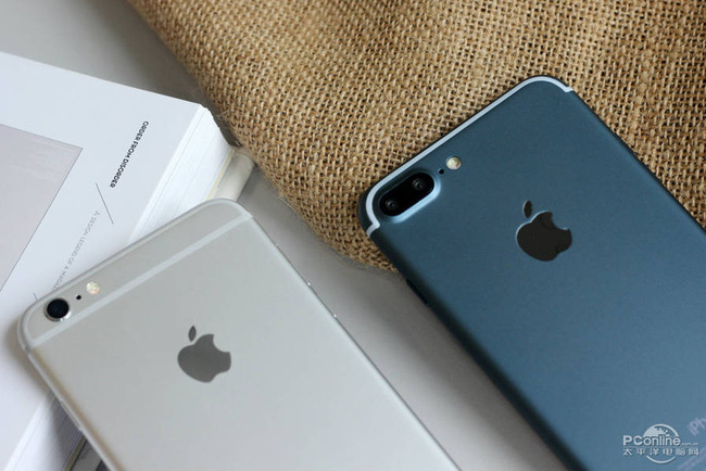 Cận cảnh iPhone 7 Plus bản màu xanh đẹp khó có thể cầm lòng - Ảnh 7.