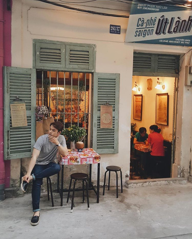 Trung Thu, đi ngay những quán cà phê retro ở Sài Gòn cho hợp không khí hoài cổ nào - Ảnh 8.