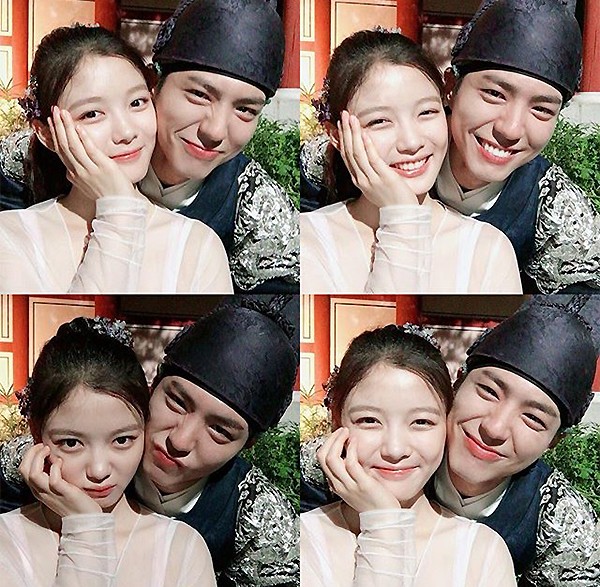 Park Bo Gum - Kim Yoo Jung cùng check-out khỏi khách sạn, thân thiết bên nhau tại sân bay - Ảnh 6.