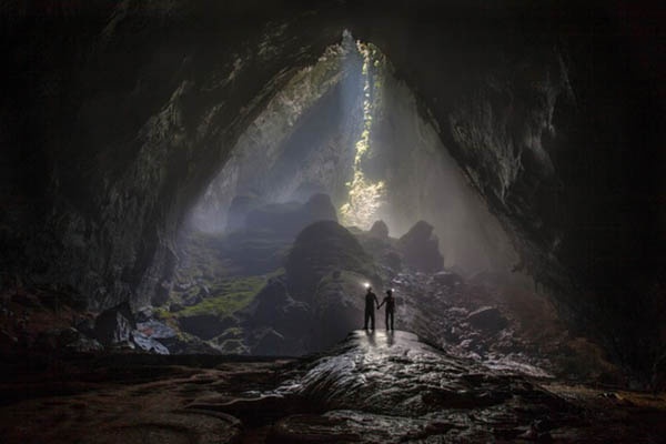 Choáng ngợp trước vẻ hùng vĩ của hang động lớn nhất thế giới Sơn Đoòng