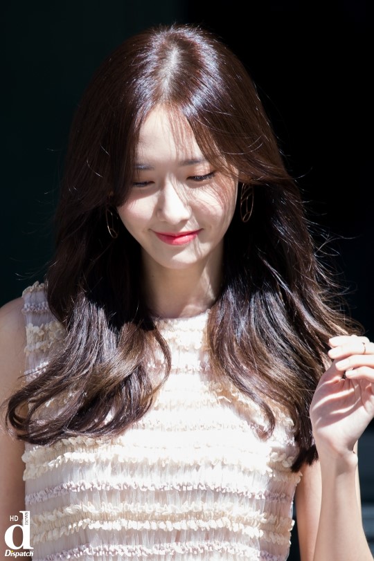 Yoona (SNSD) đã xinh... nay còn đẹp thêm muôn phần - Ảnh 4.