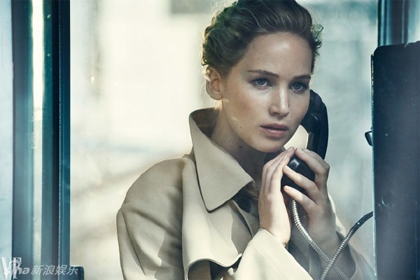 Jennifer Lawrence gợi cảm tựa nữ thần trong loạt ảnh mới