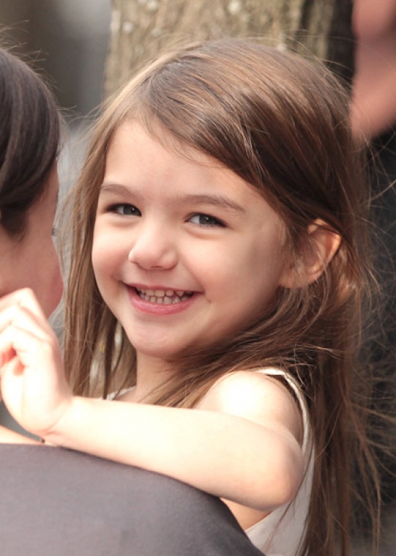 Suri Cruise - Thiên thần nhí một thời ngày càng luộm thuộm và mất vẻ đáng yêu - Ảnh 13.