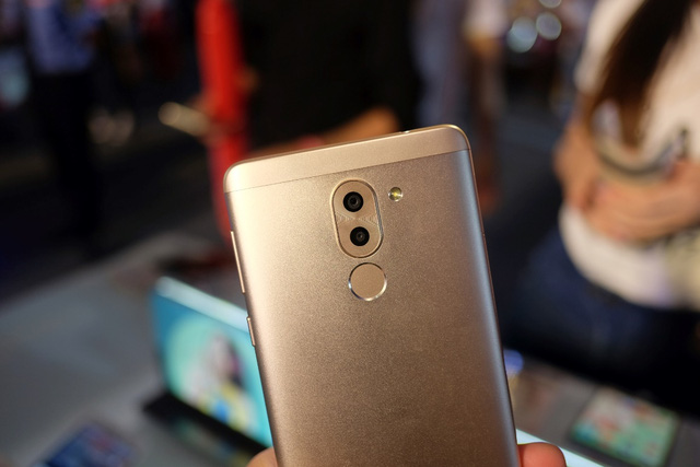 Huawei ra mắt dòng smartphone camera kép dành cho giới trẻ - Ảnh 3.