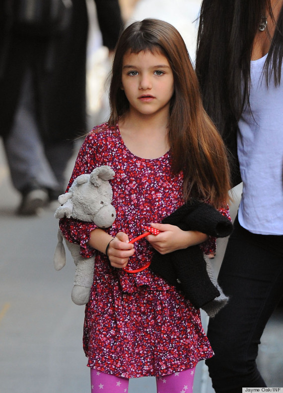 Suri Cruise - Thiên thần nhí một thời ngày càng luộm thuộm và mất vẻ đáng yêu - Ảnh 24.