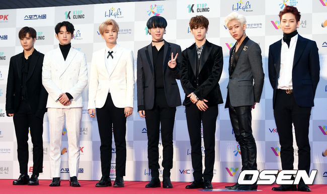 Thảm đỏ Seoul Music Awards: Phạm Băng Băng Hàn Quốc mặc sến vẫn đủ lấn át loạt mỹ nhân Kpop - Ảnh 19.
