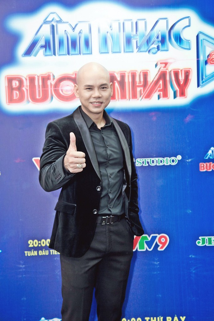 Phan Dinh Tung (4)