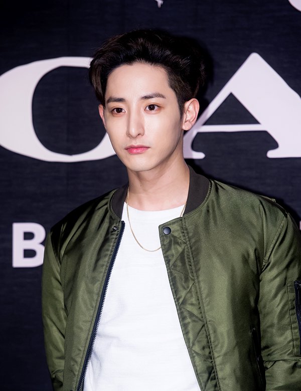 Hoàng tử ma cà rồng Lee Soo Hyuk đã không còn hoàn hảo như xưa vì... thẩm mỹ hỏng? - Ảnh 7.