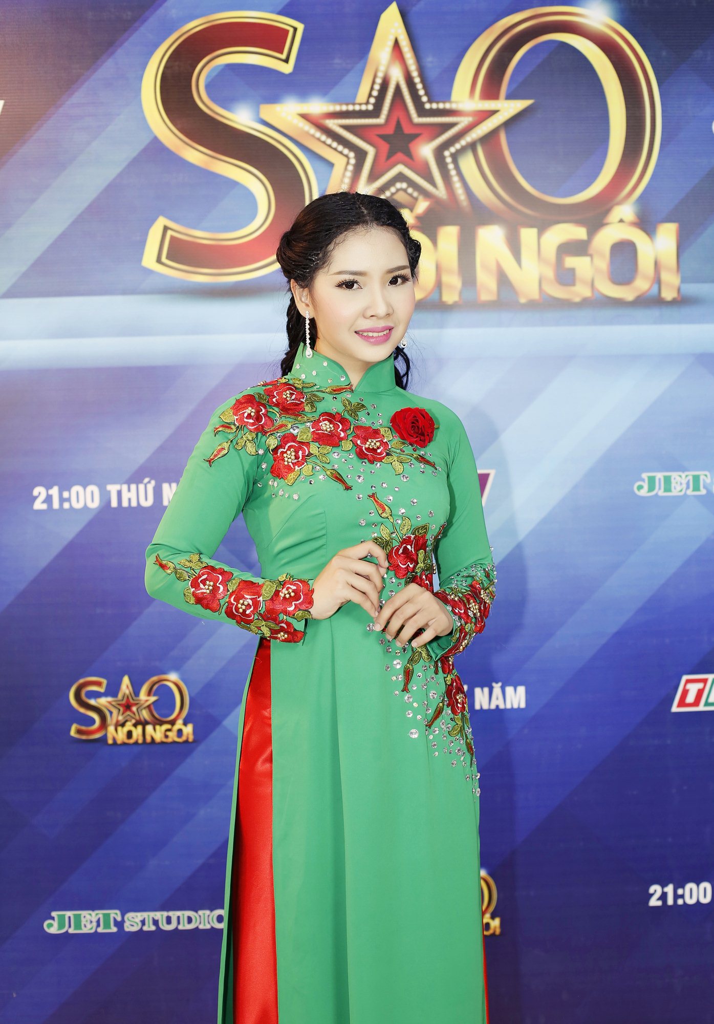 Mai Xuân Thy - Bông hồng cài áo (3)