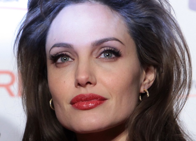 Người mặt tròn kẻ V-line, riêng Angelina Jolie mặt vuông vẫn sang chảnh ngời ngời - Ảnh 5.