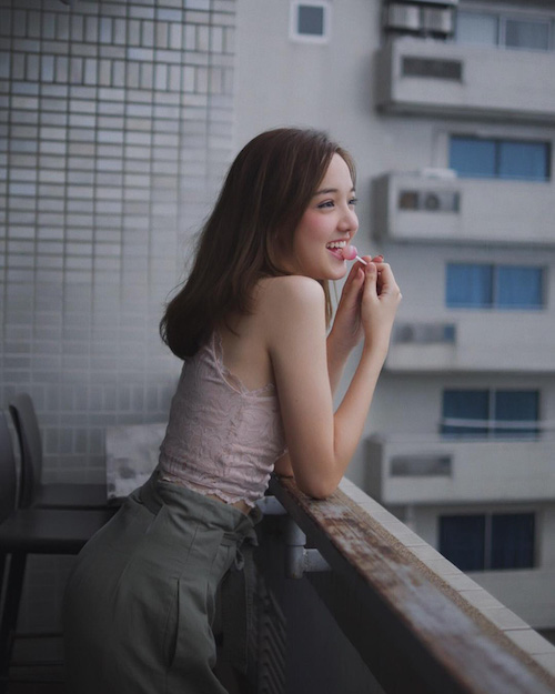 Hot girl Thái Lan khiến cư dân mạng tan chảy vì nụ cười ngọt lịm như đường - 3