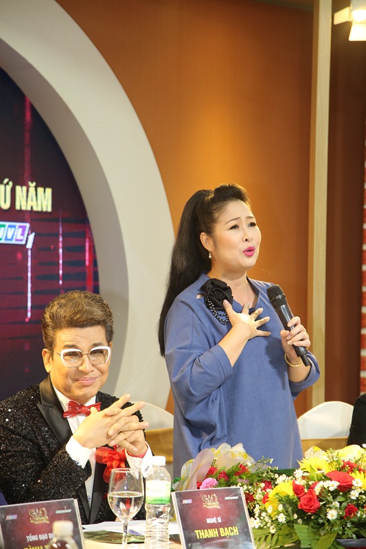 HONG VAN - THANH BACH (2)