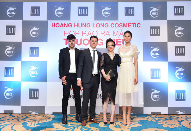Phạm Hương tươi tắn xuất hiện tại sự kiện ra mắt thương hiệu mỹ phẩm LUA - Ảnh 5.