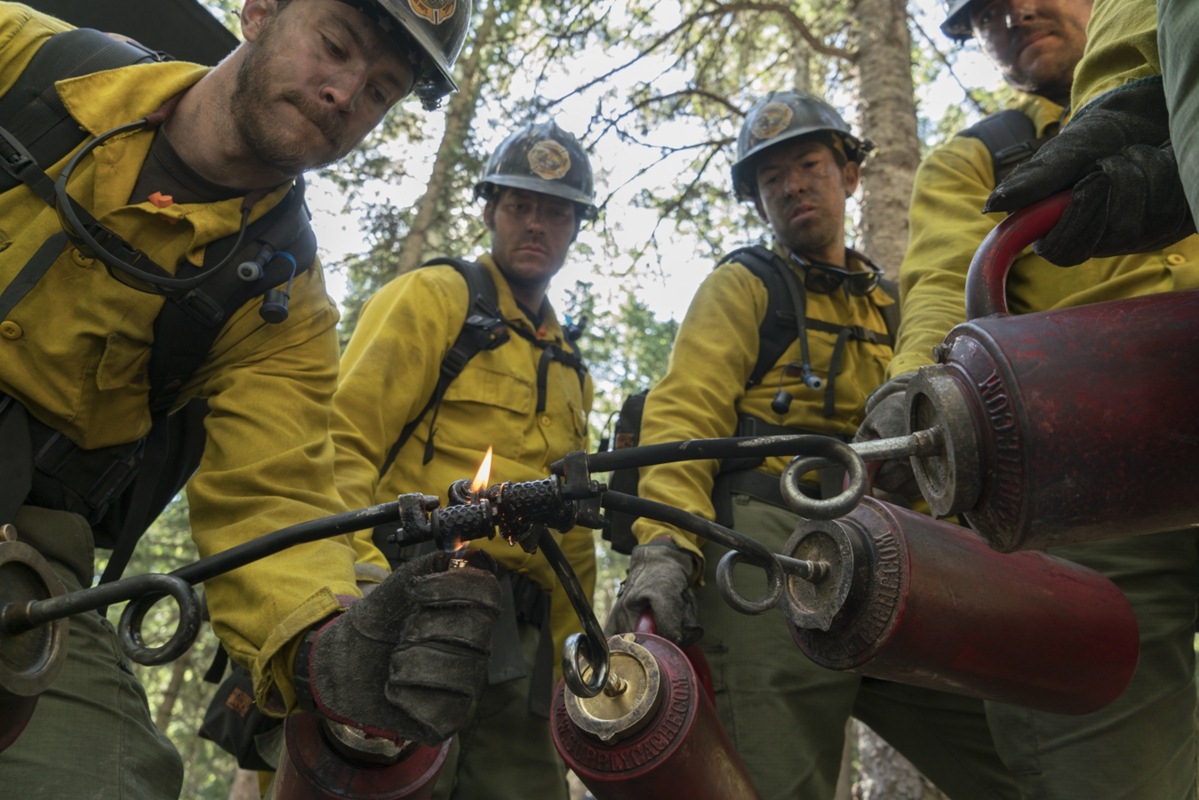 Crew 7 on the fire line at Chiricahua Mtn, from left: Sean Misner (Kenny Miller), John Percin, Jr. (Nicholas Jenks), Grant McKee (Sam Quinn), Billy Warneke (Ryan Jason Cook) in Columbia Pictures' ONLY THE BRAVE.