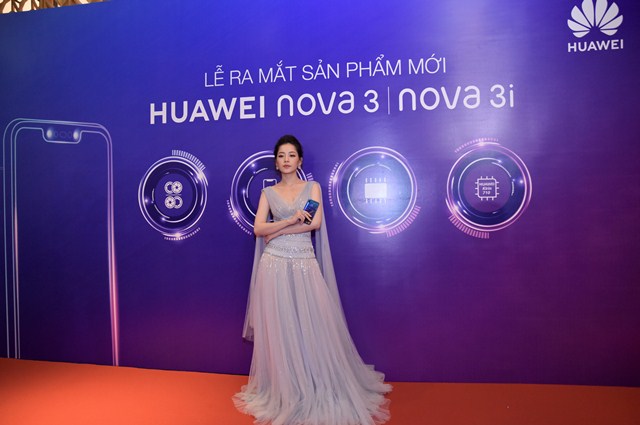 Huawei Nova 3i lifestyle 1 Huawei Nova 3i: Smartphone 4 camera AI chính thức ra mắt tại Việt Nam