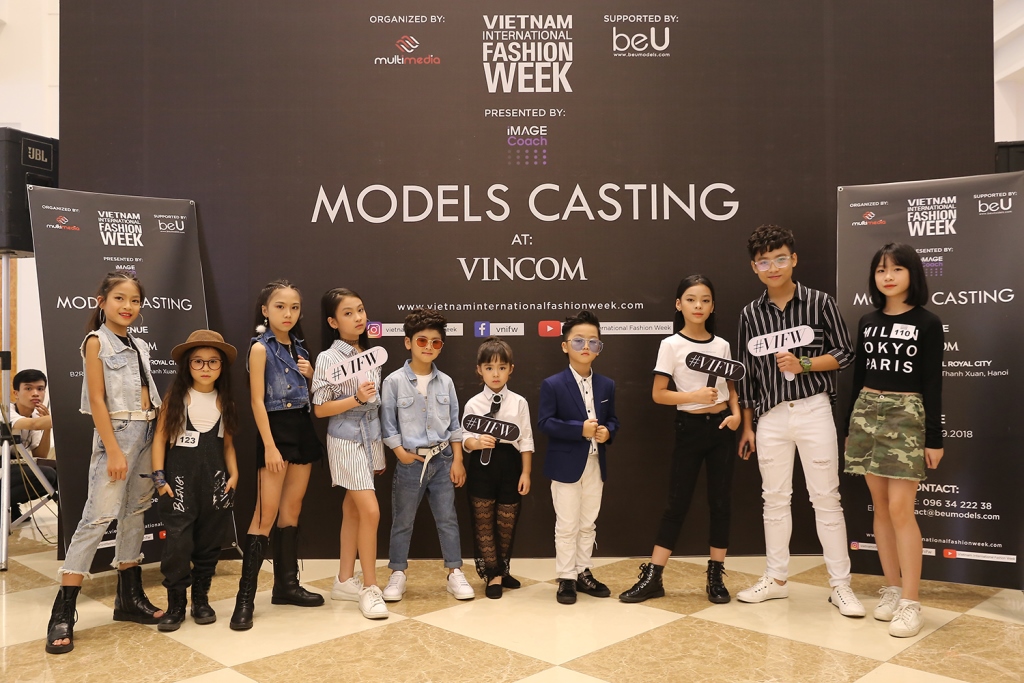 Dàn mẫu nhí công phá casting models của VIFW FW 2018 (7)