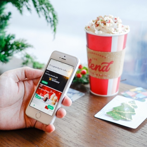 Starbucks Card and Mobile App lifestyle 4 Starbucks Việt Nam ra mắt thẻ và ứng dụng thanh toán trên điện thoại di động
