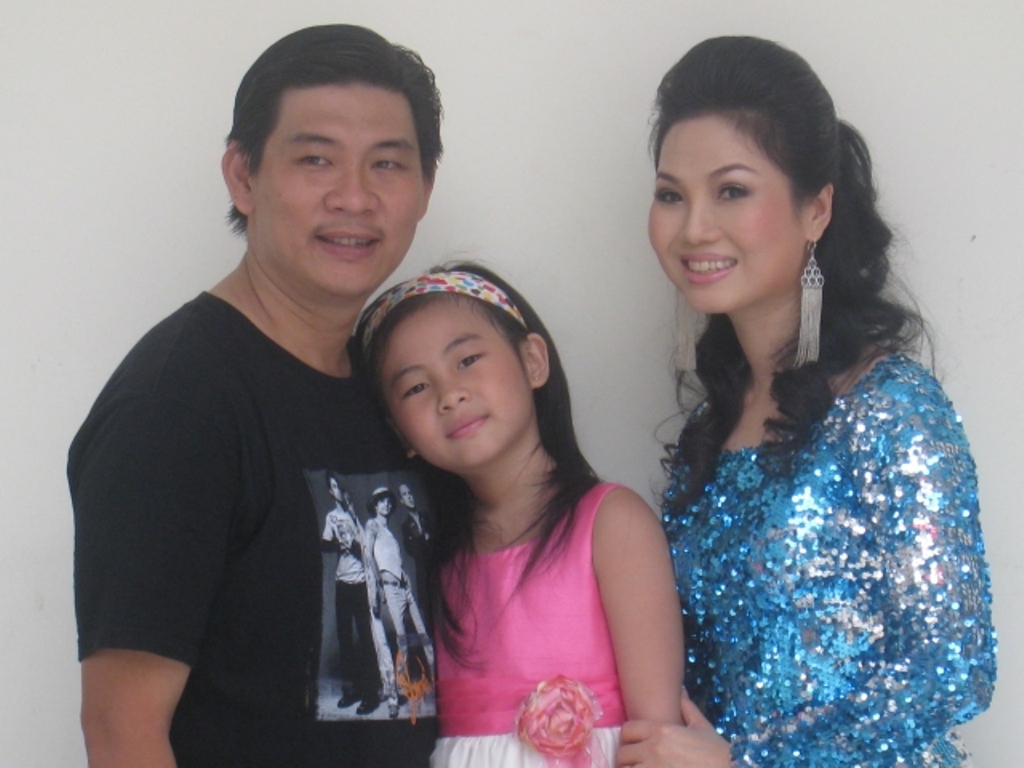 gia đình nhỏ của Thùy Trang (2)