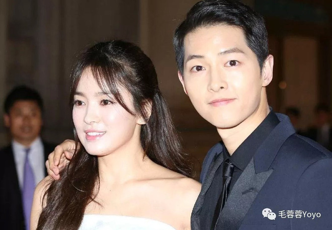 Truyền thông Trung đưa tin Song - Song ly hôn vì Song Joong Ki ngoại tình với chính bạn thân Song Hye Kyo - Ảnh 1.